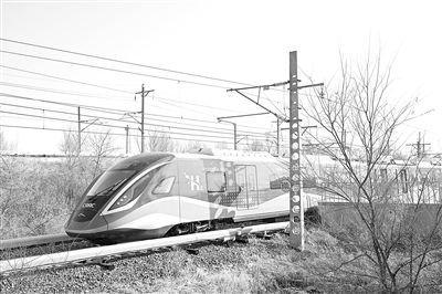 新博登陆：全球首列氢能源市域列车完成满载运行试验